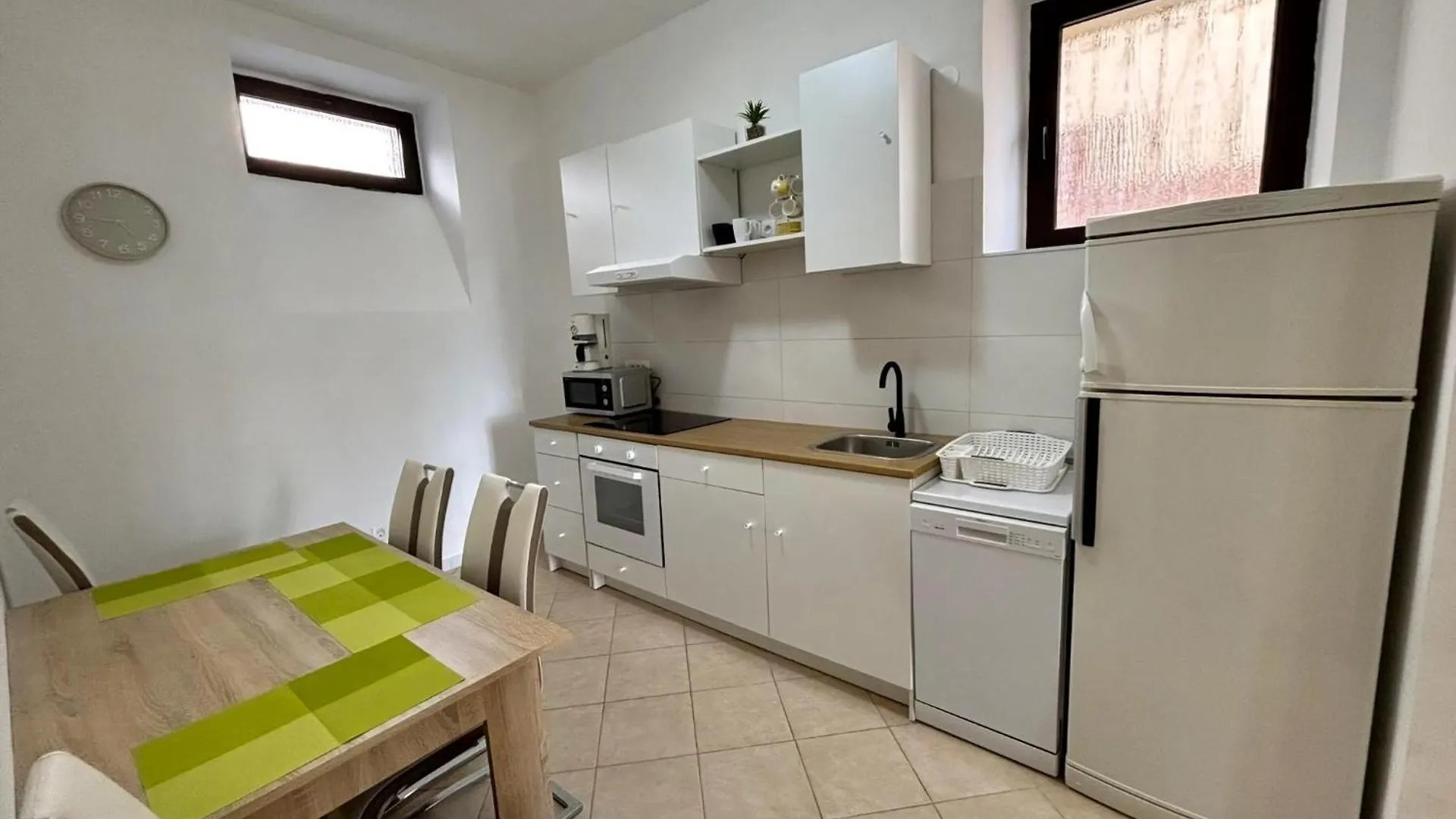 Schoenes Appartement Mit Terrasse Crikvenica Croatia
