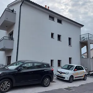 Gulin Apartman